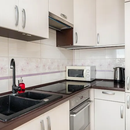 Jonagold Metro Raclawicka Appartement Warschau