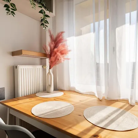 Jonagold Metro Raclawicka Apartamento