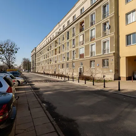 Jonagold Metro Raclawicka Apartamento *